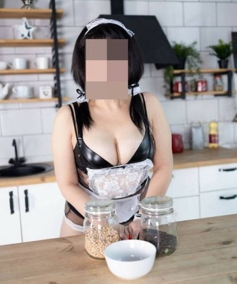 Анкета проститутки Елена - город Саскылах, 35 лет, №1396